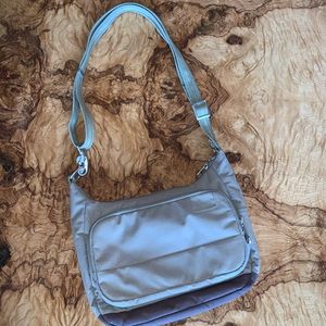 NWOT Pacsafe Purse